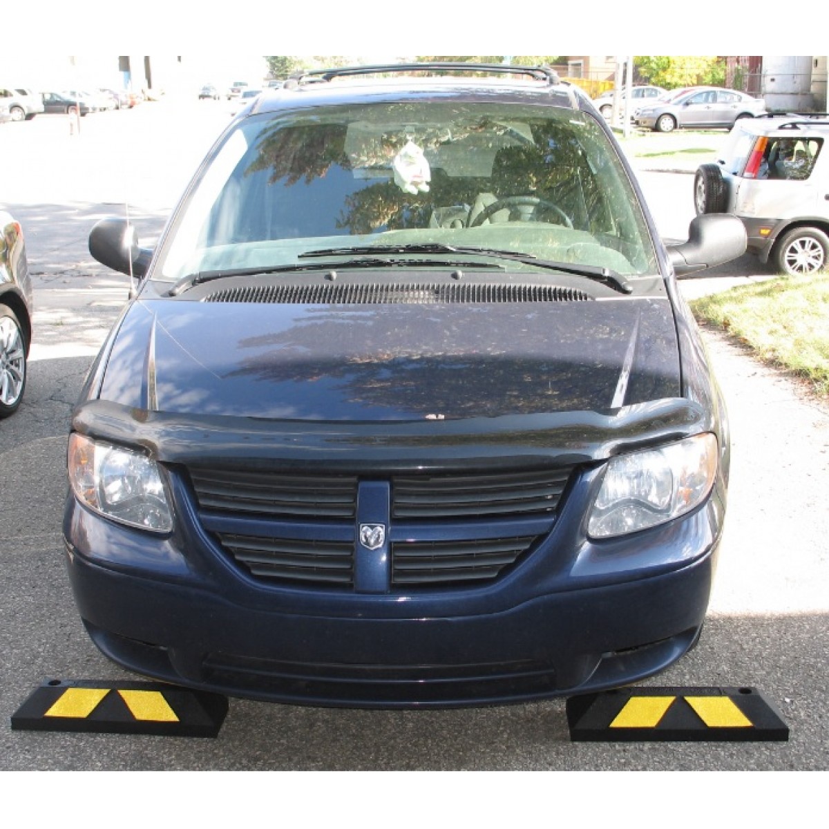 Tope Aparcamiento PPC Resistente Tope De Estacionamiento PARKING FACIL – 190 Cm Amarillo Y Negro – Para Garaje, Residencial O Exterior – Incluye Tornillos Tope De Parking Para Suelo